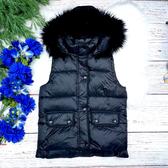 *|•ABERCROMBIE & FITCH•| Puffer Vest Water/Wind Resistant Faux Fur Trimmed Hood* - Picture 5 of 15